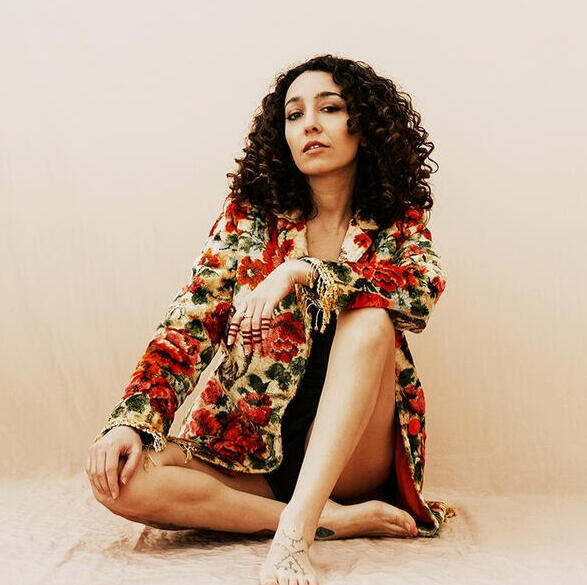 Photo of Selin Sümbültepe - Turkish world/pop